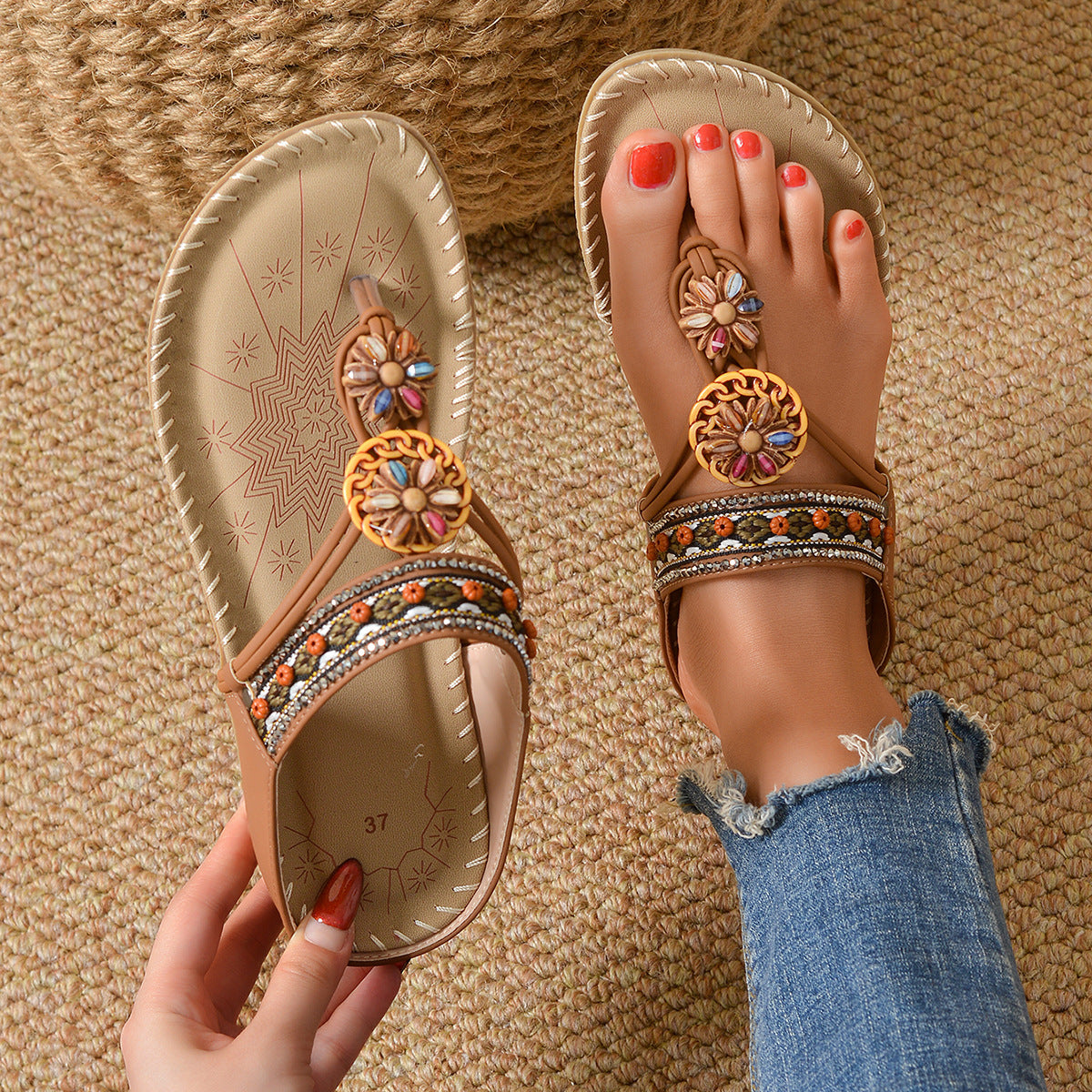 Summer new style women's retro large size flat toe sandals