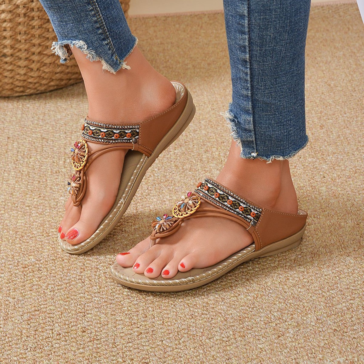 Summer new style women's retro large size flat toe sandals