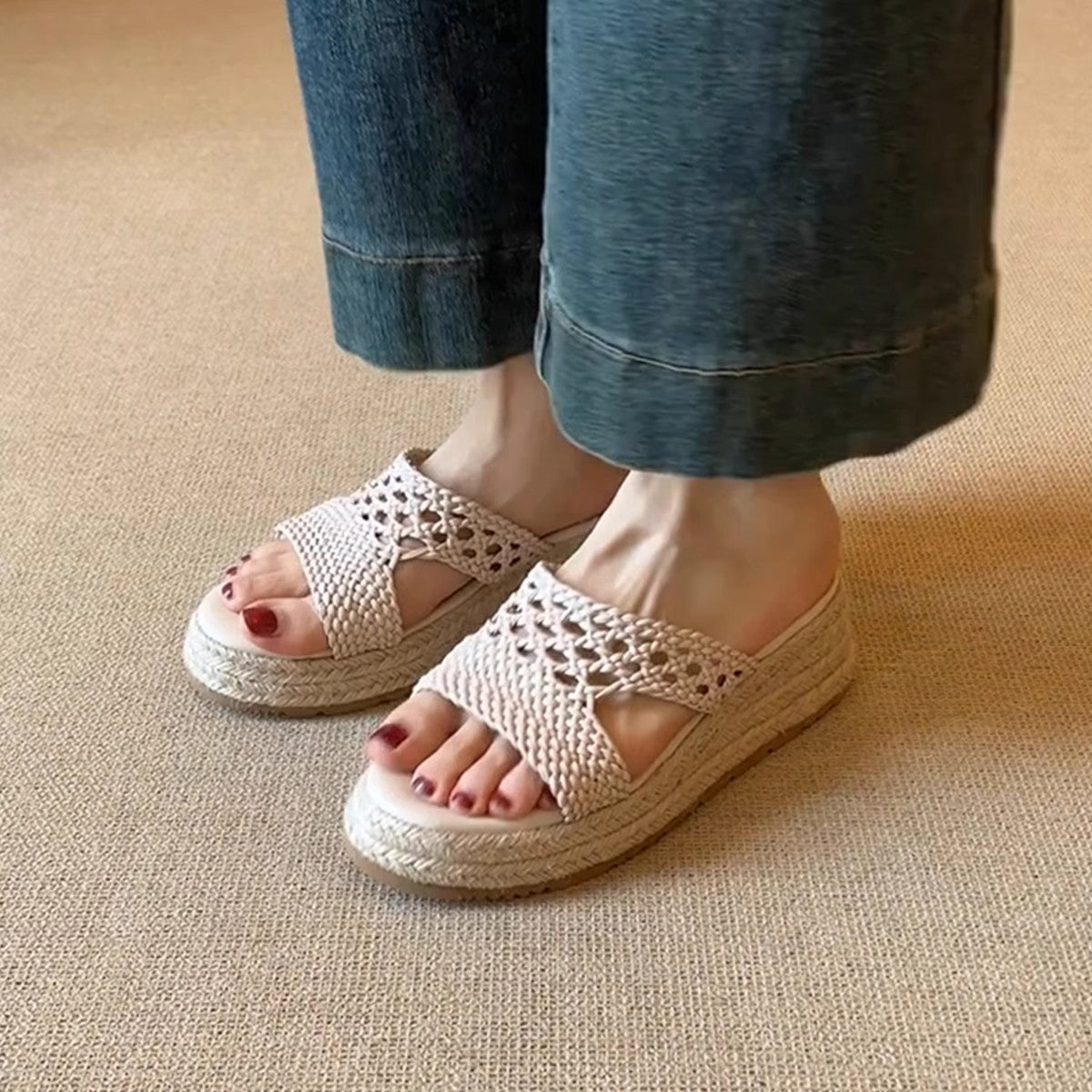 Summer women's straw woven retro soft sole sandals