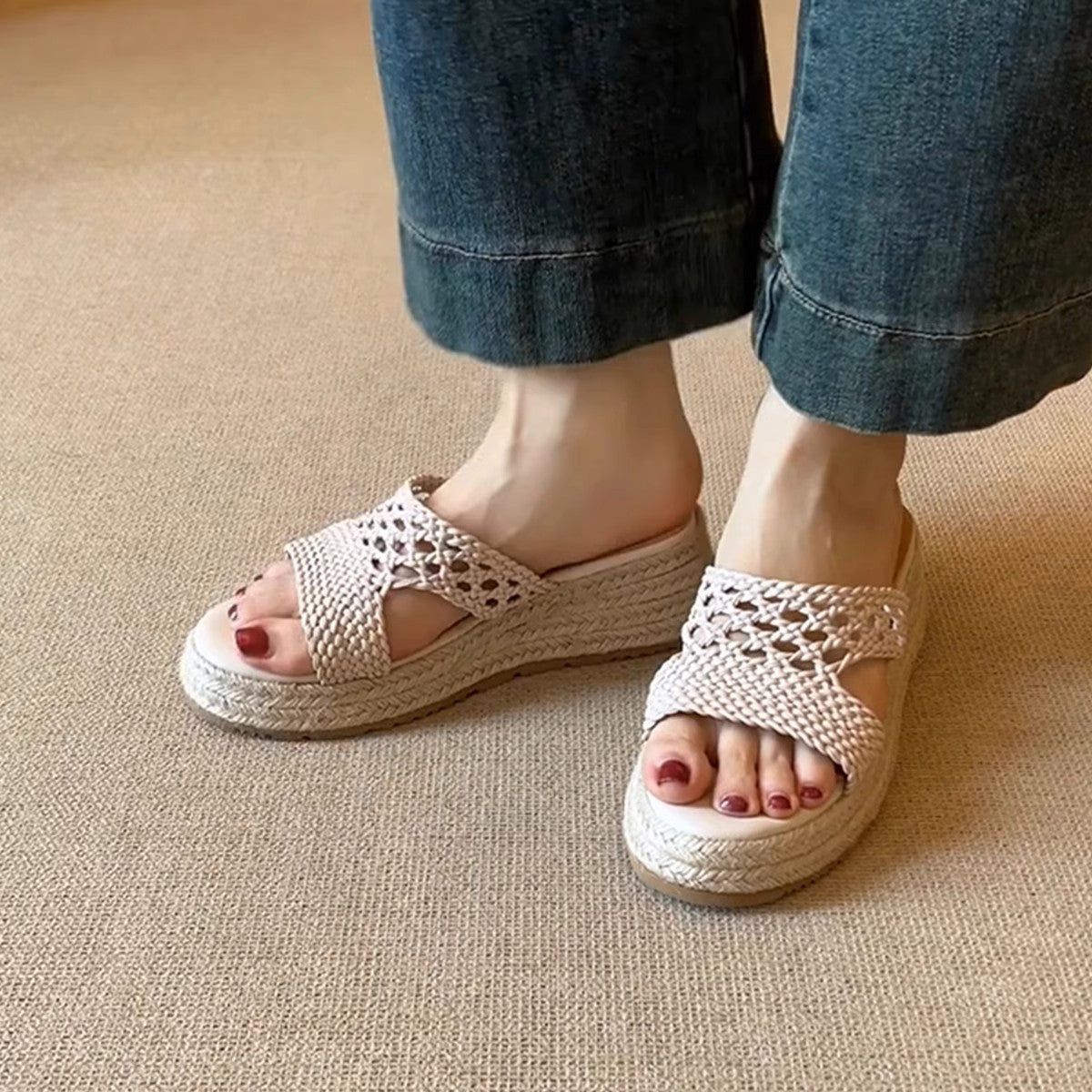 Summer women's straw woven retro soft sole sandals