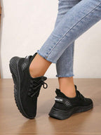 Women's Lightweight Breathable Casual Sports Shoes Suitable For All Seasons