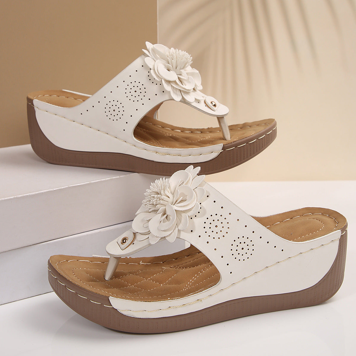 2026 spring and summer women's comfortable beach sandals
