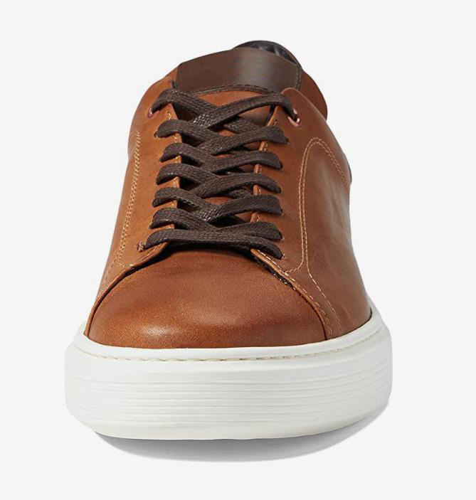 New lightweight women's sneakers
