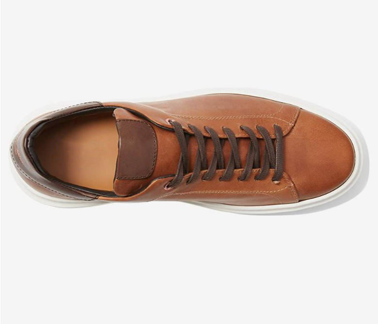 New lightweight women's sneakers