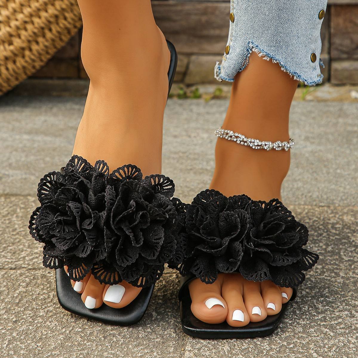 Floral casual outdoor flat sandals
