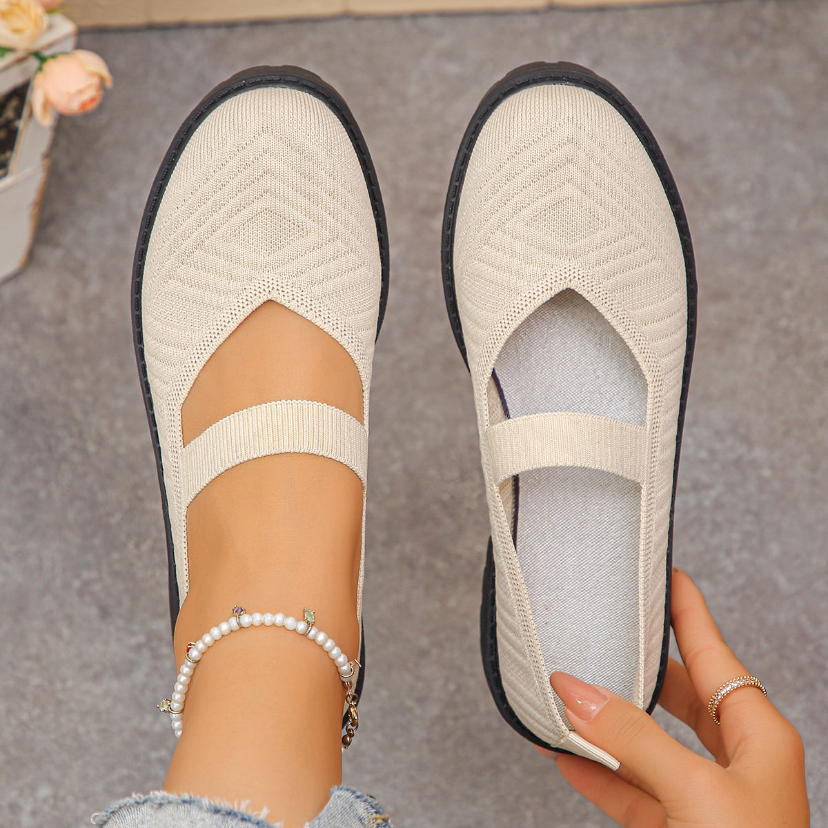 Retro knitted women's beige chunky sole casual shoes