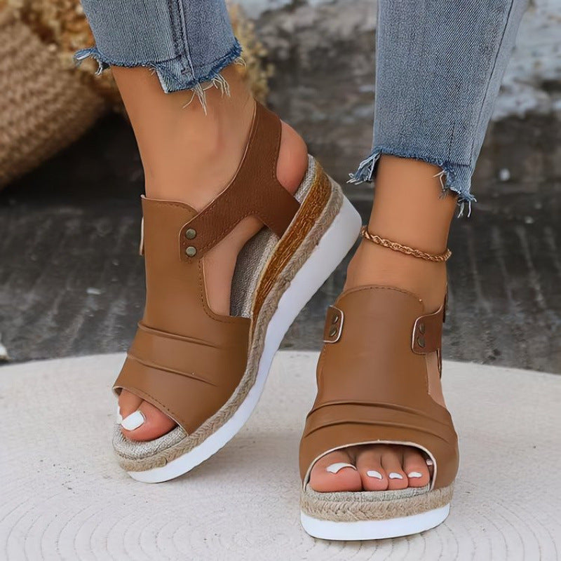 Summer women's new buckle wedge beach sandals
